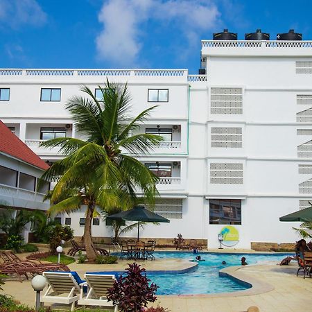 Diani Palm Resort And Apartments Diani Beach Exterior photo